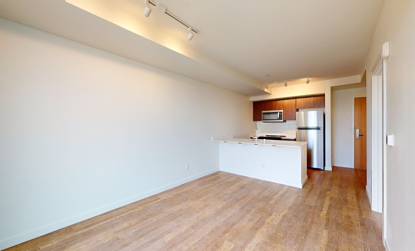 1 BED/1 BATH - 535 SQFT